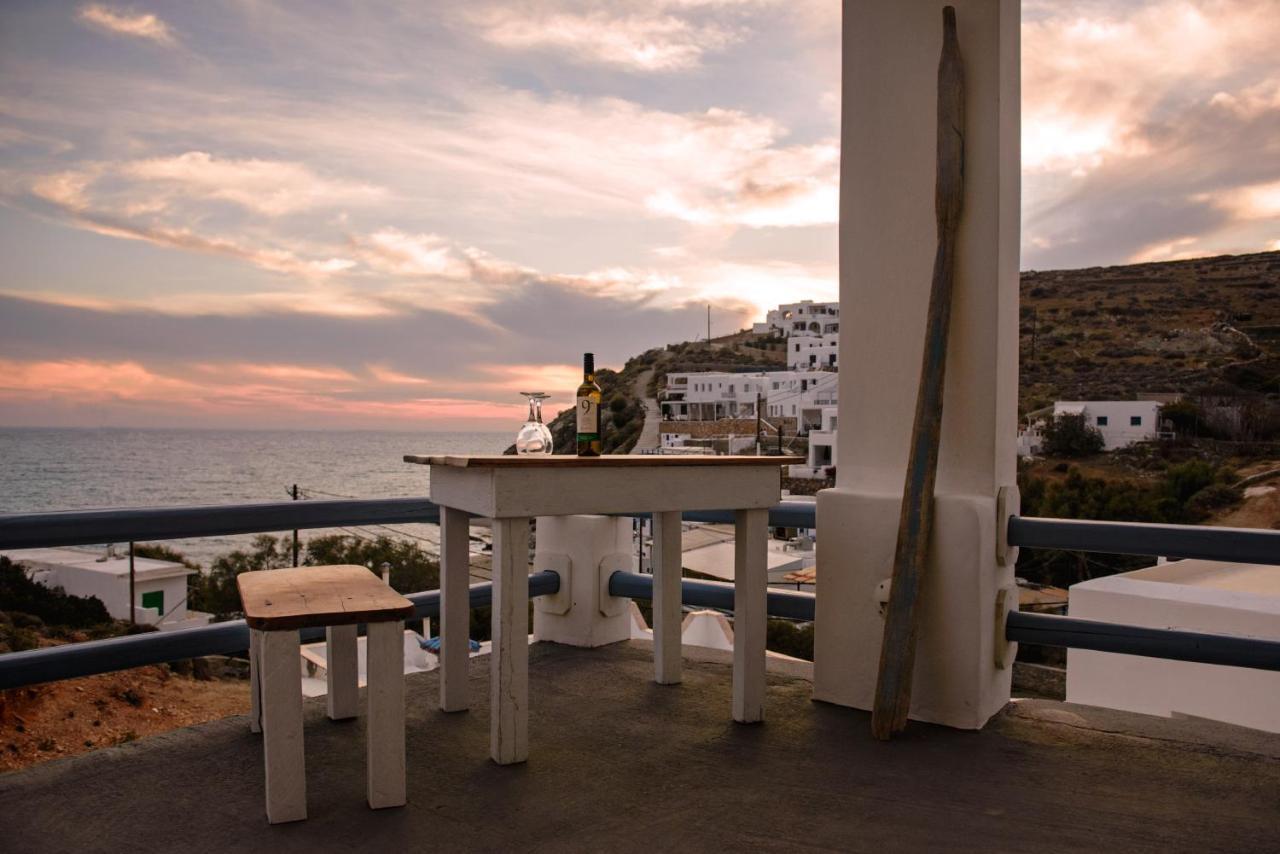 Perigiali Rooms & Apartments Folegandros Agali Esterno foto